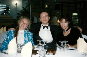 mit Laura Mikkola (links, 1994)